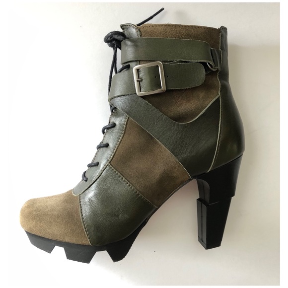 LIKE SMUG BY PROPHECY ANKLE BOOTS SIZE US 7/ EUR 37 - Picture 2 of 11